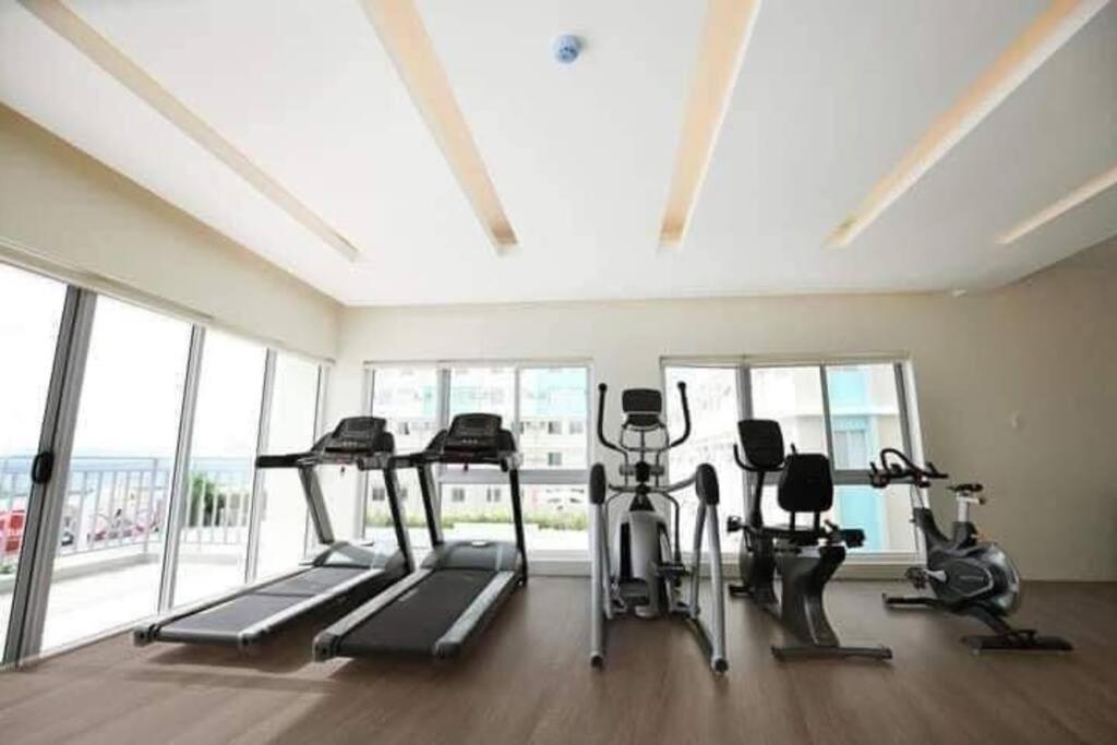 Veronica'S Homestay At Marina Spatial Condo Dumaguete City Exterior foto